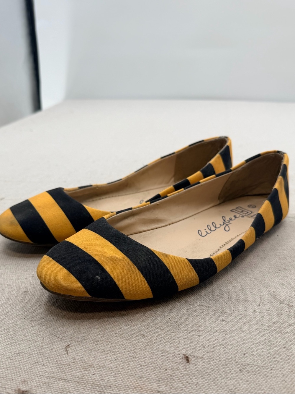 Lillly Bee Black and Yellow Striped Women's Flats